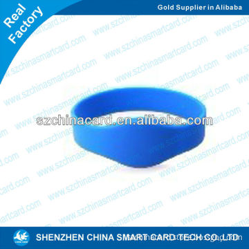 125KHZ/13.56MHZ RFID Soft USA Silicone Wristbands
